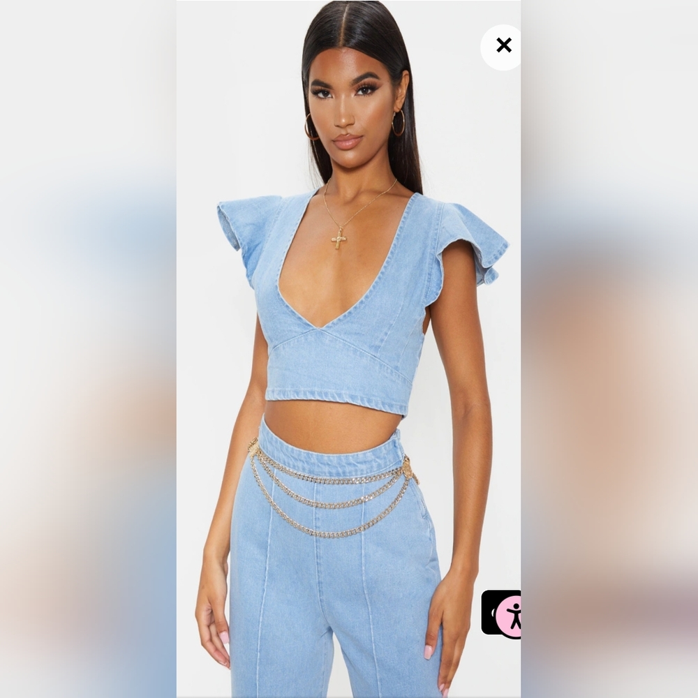 PrettyLittleThing Flared Sleeve Crop Top - Light Wash, Size 12